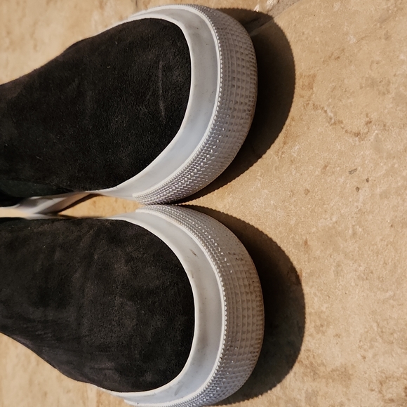 VINCE dark brown suede slip on sneakers - Picture 6 of 9